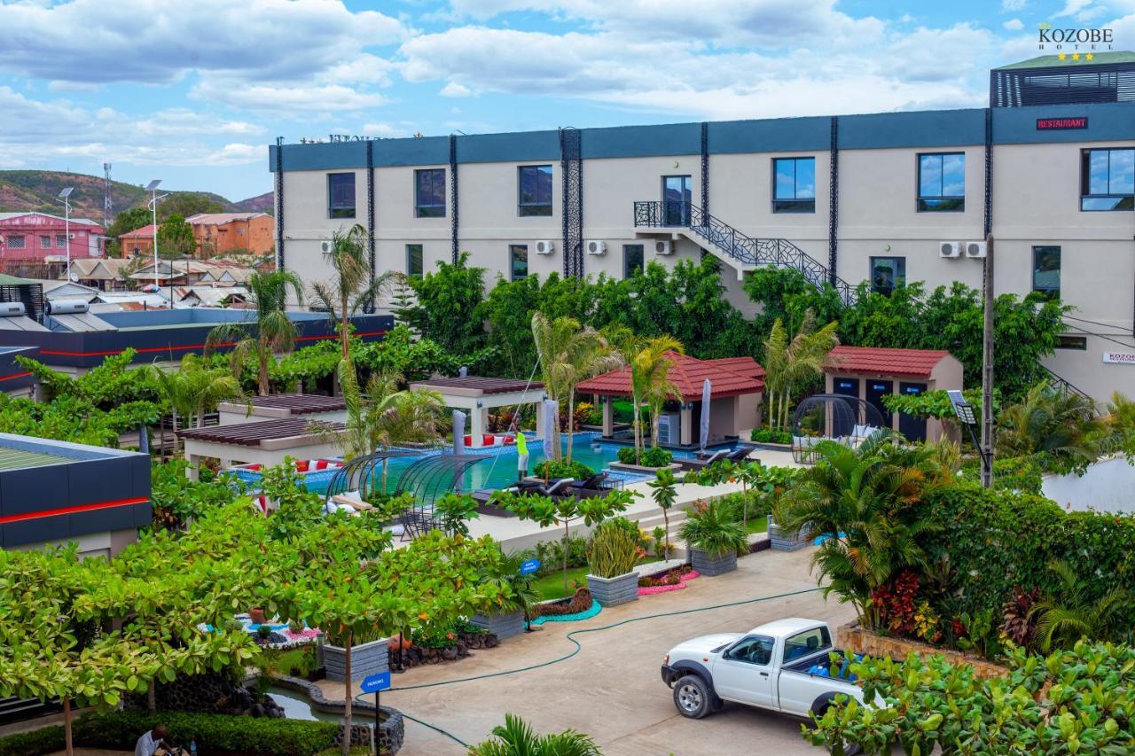 Kozobe Hotel Ambilobe Exterior foto