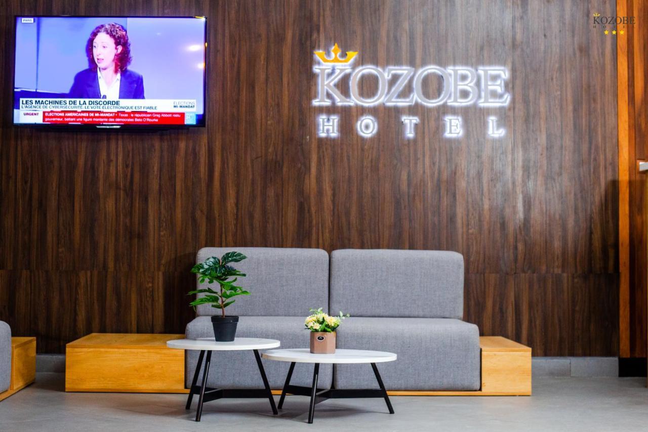 Kozobe Hotel Ambilobe Exterior foto